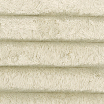 Lindyn 6-Piece Sectional in Ivory