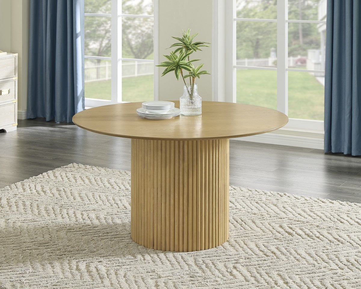 Terra Round Dining Table in Natural Oak