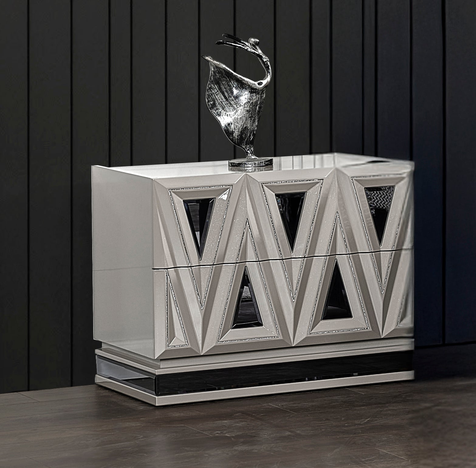 Lavita 8pc Bedroom Set