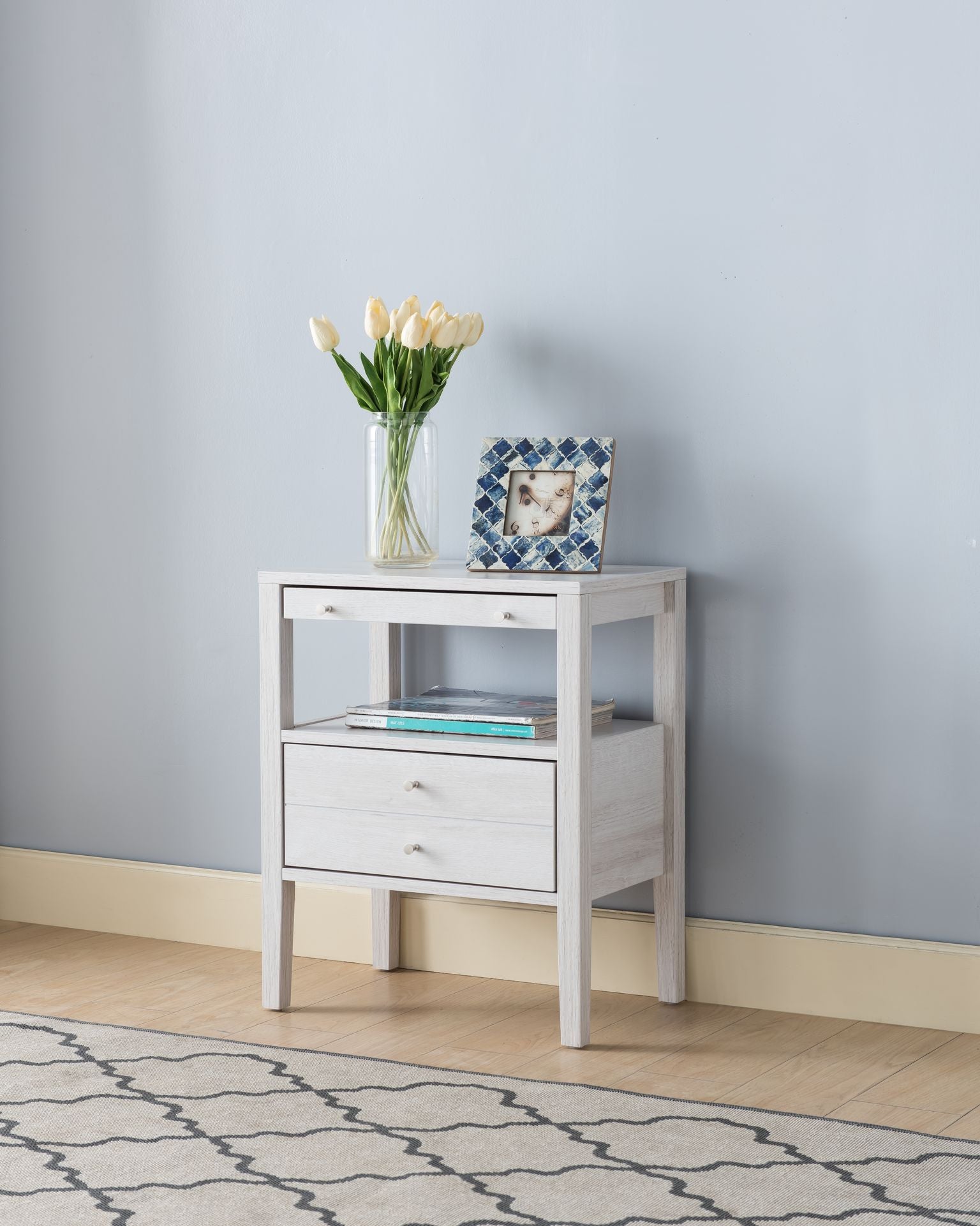 Accent Table - B19