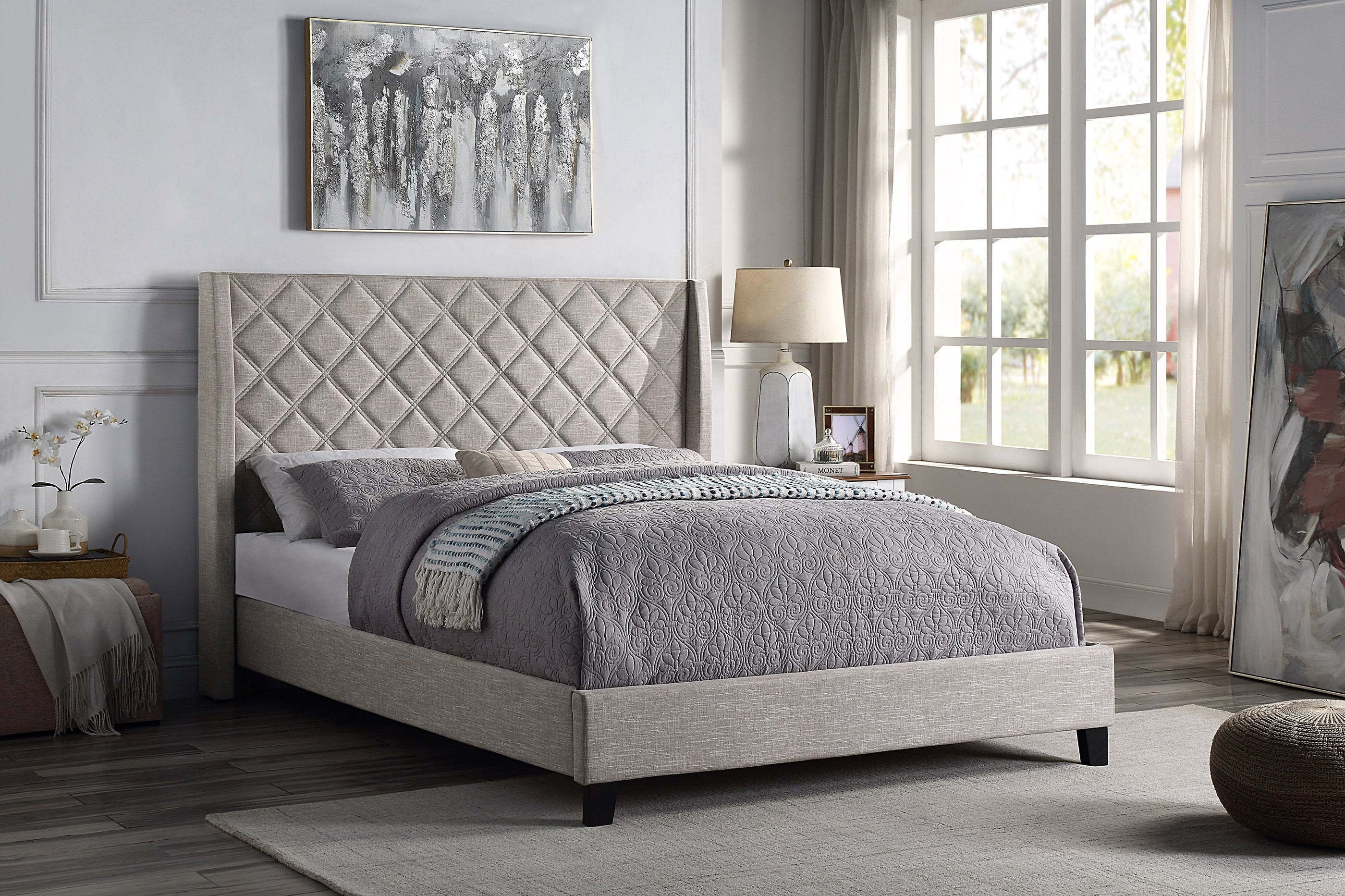 King Briar Platform Bed