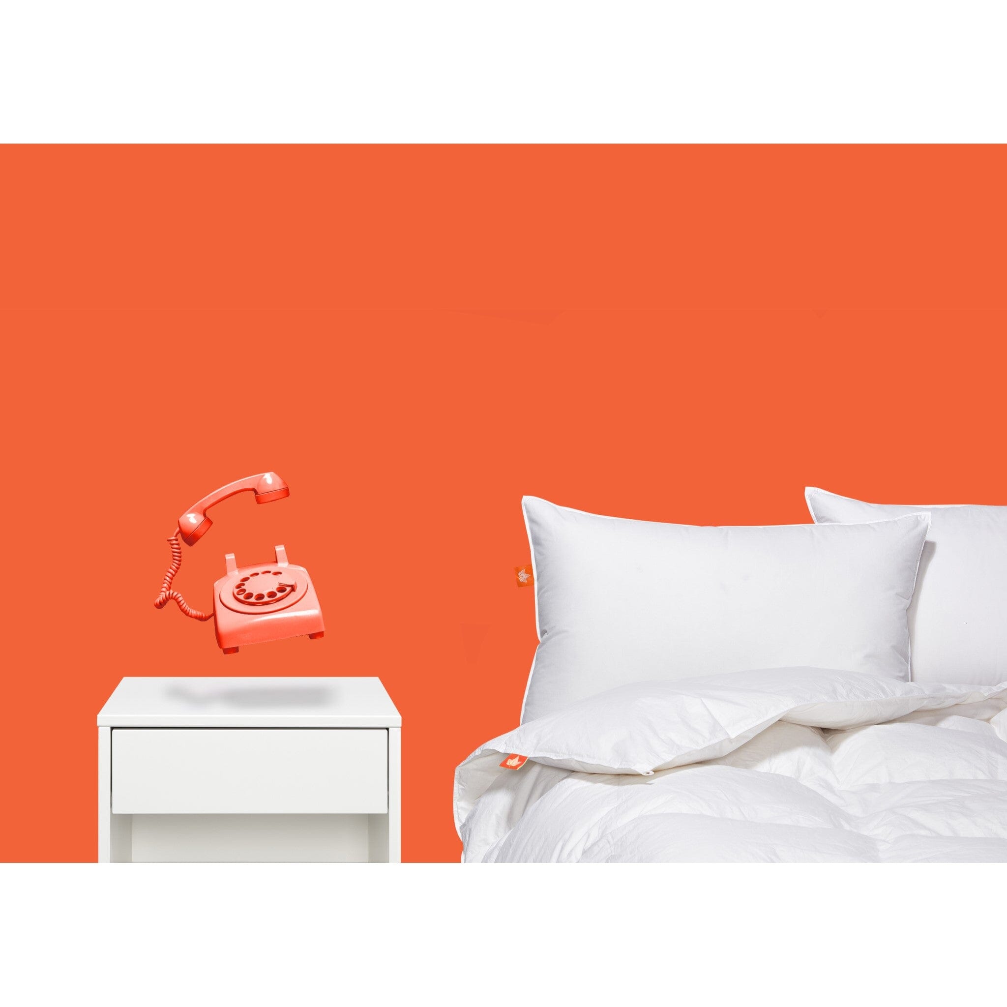 625 Loft White Down Pillow