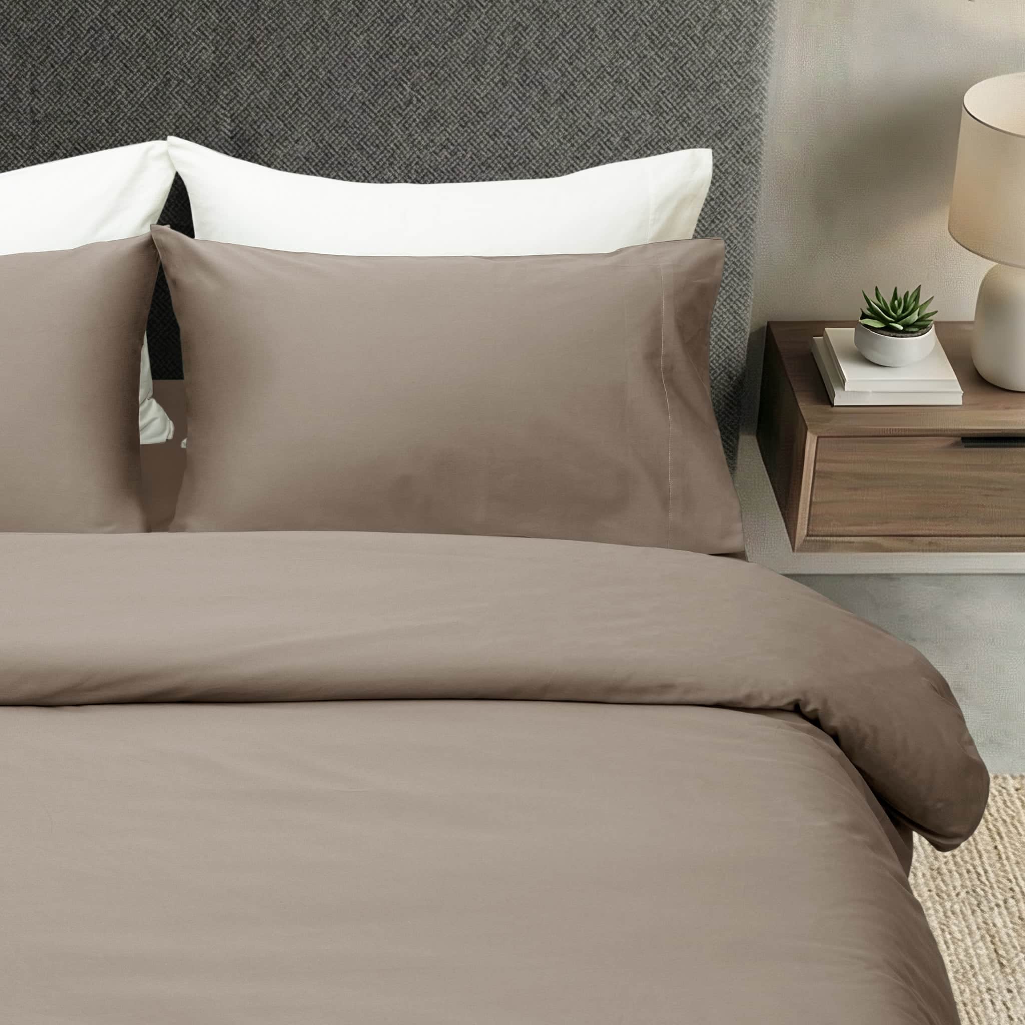 Refined Collection Sateen Fitted Sheet