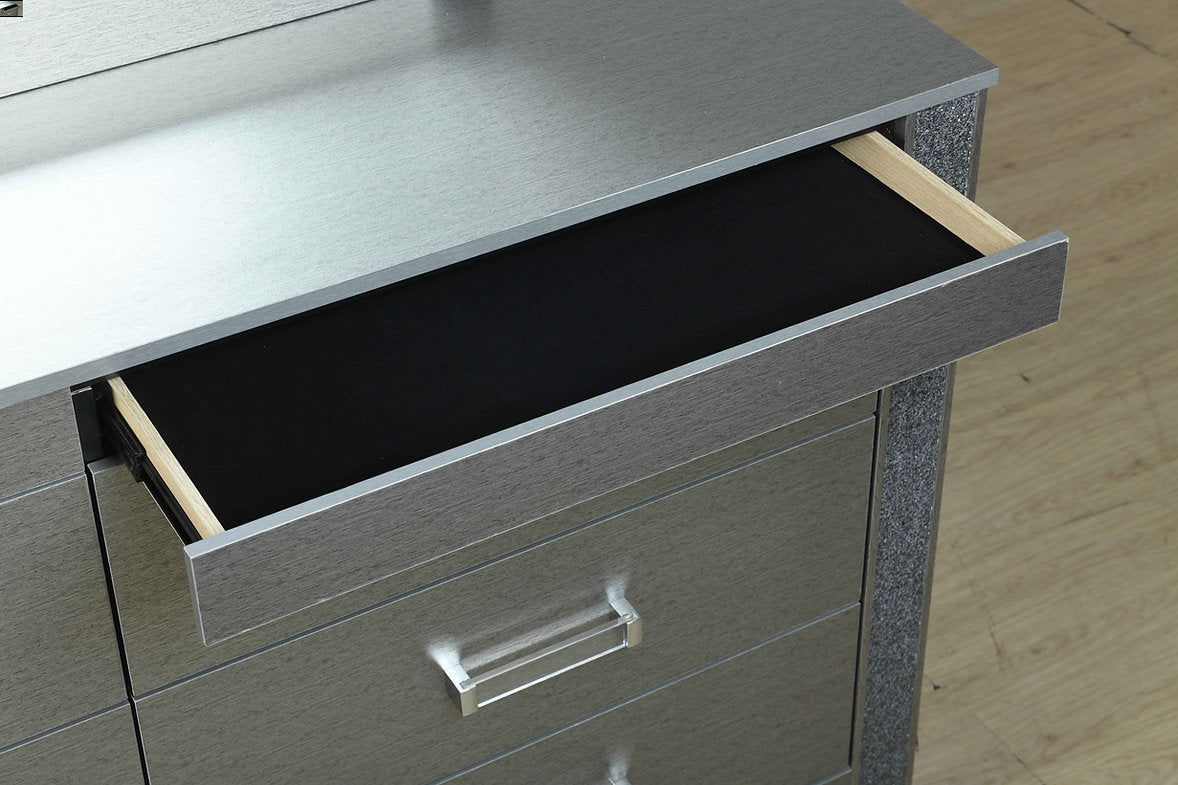 Logan Silver Bedroom Set