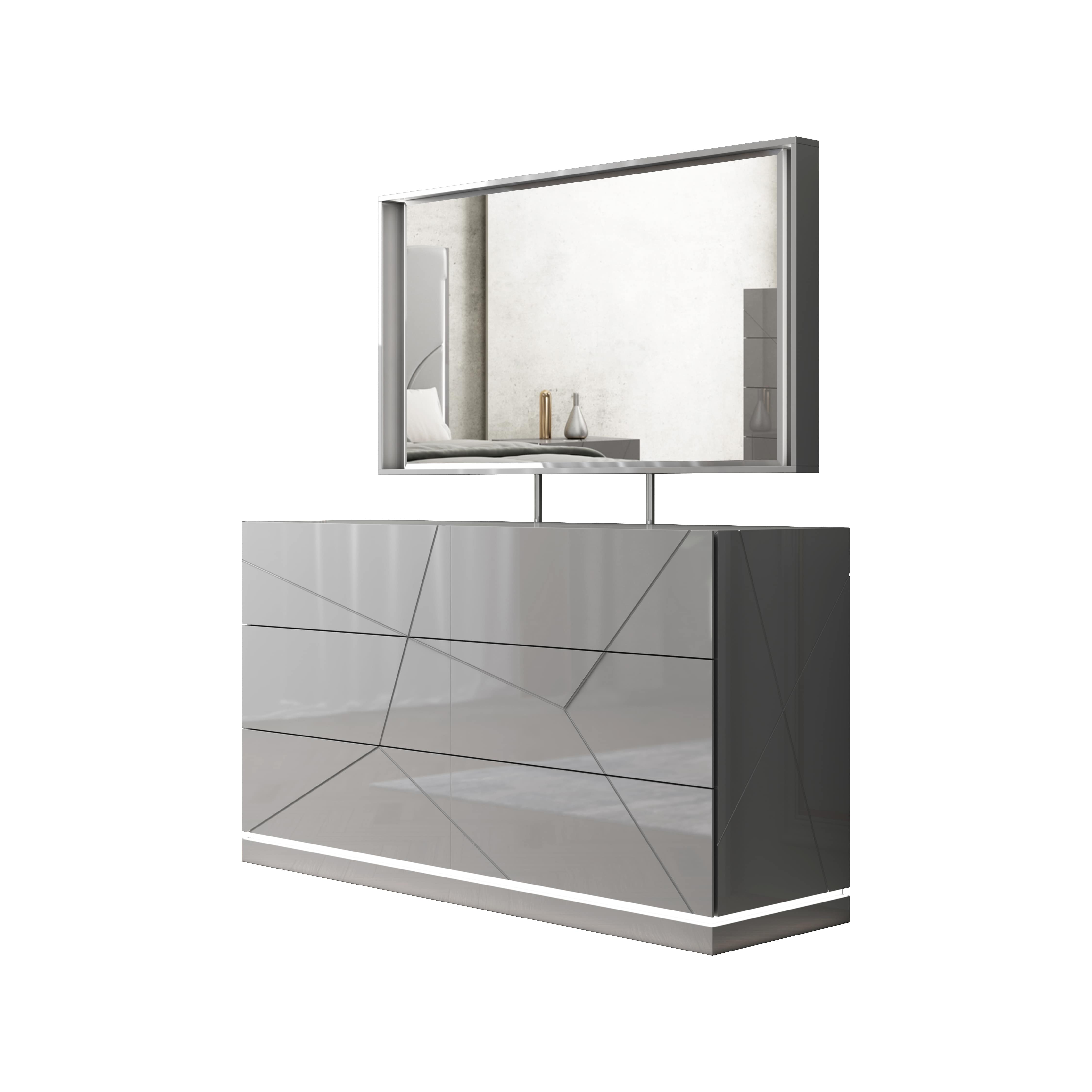 Winnie 8pc Bedroom Set